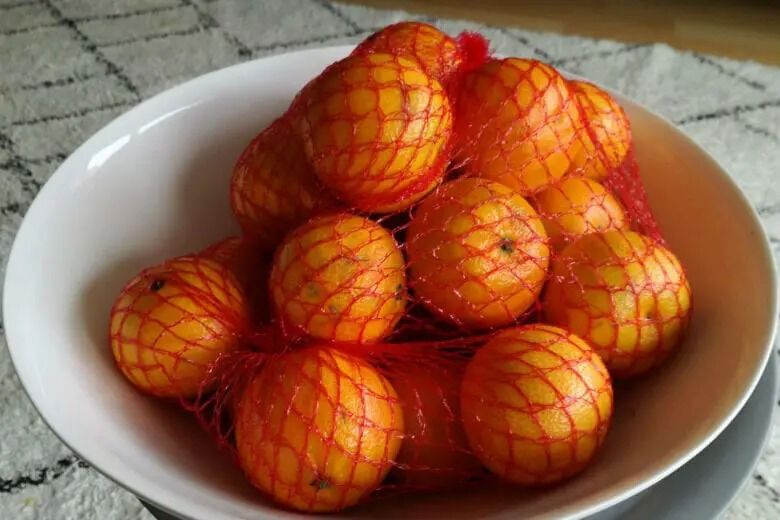 Don’t throw out mesh produce bags; this is what you can do with them!