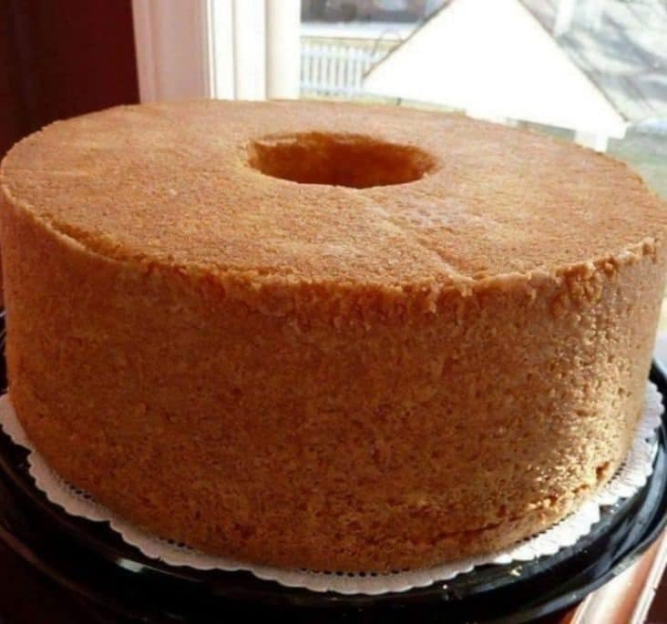Best Old Fashioned Sour Cream Pound Cake
