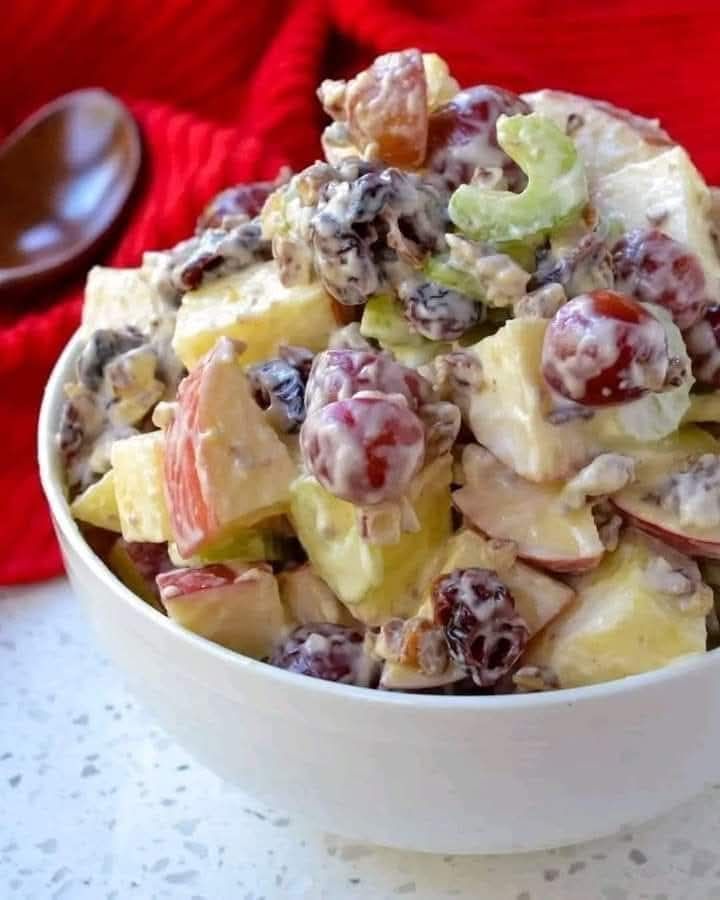 Easy Delectable Apple Salad